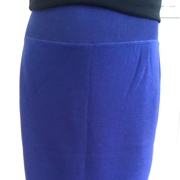 Claude Montana VTG cobolt-blue knit skirt - Picture 6 of 12